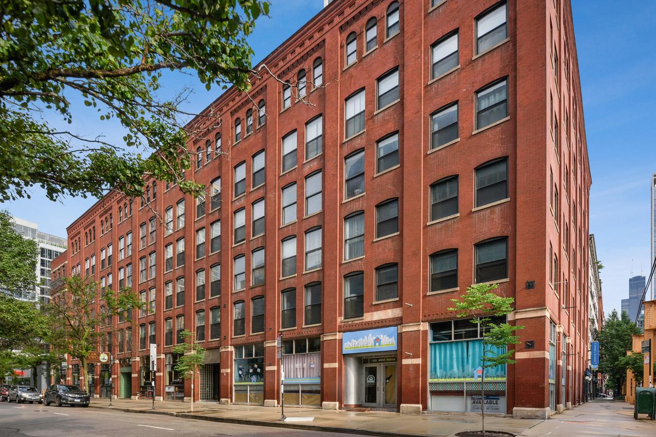 225 W Huron St. #507, Chicago, IL 60654