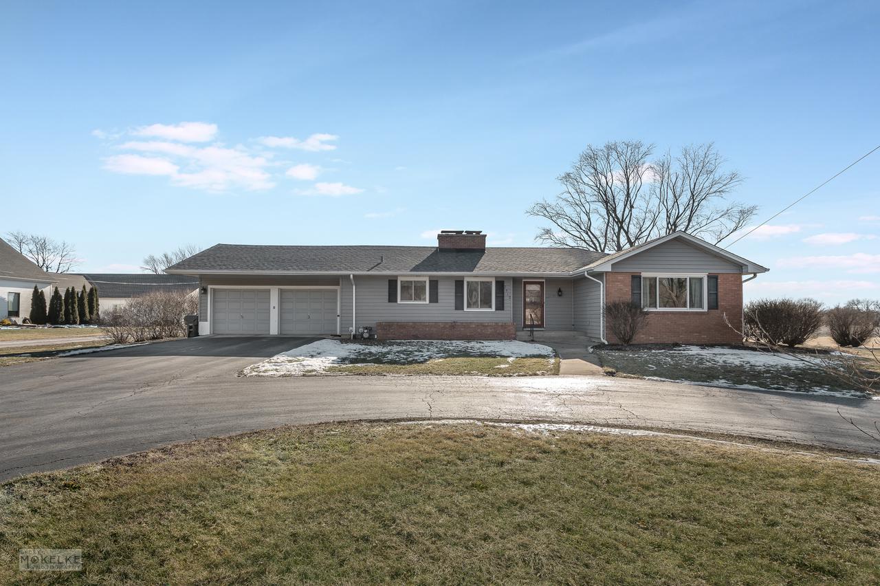 2512 Caton Farm Rd., Joliet, IL 60435