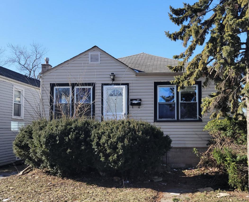 12310 S Racine Ave., Calumet Park, IL 60827