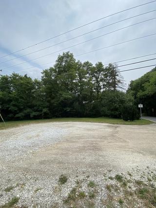 8115 W 123rd St., Palos Park, IL 60464