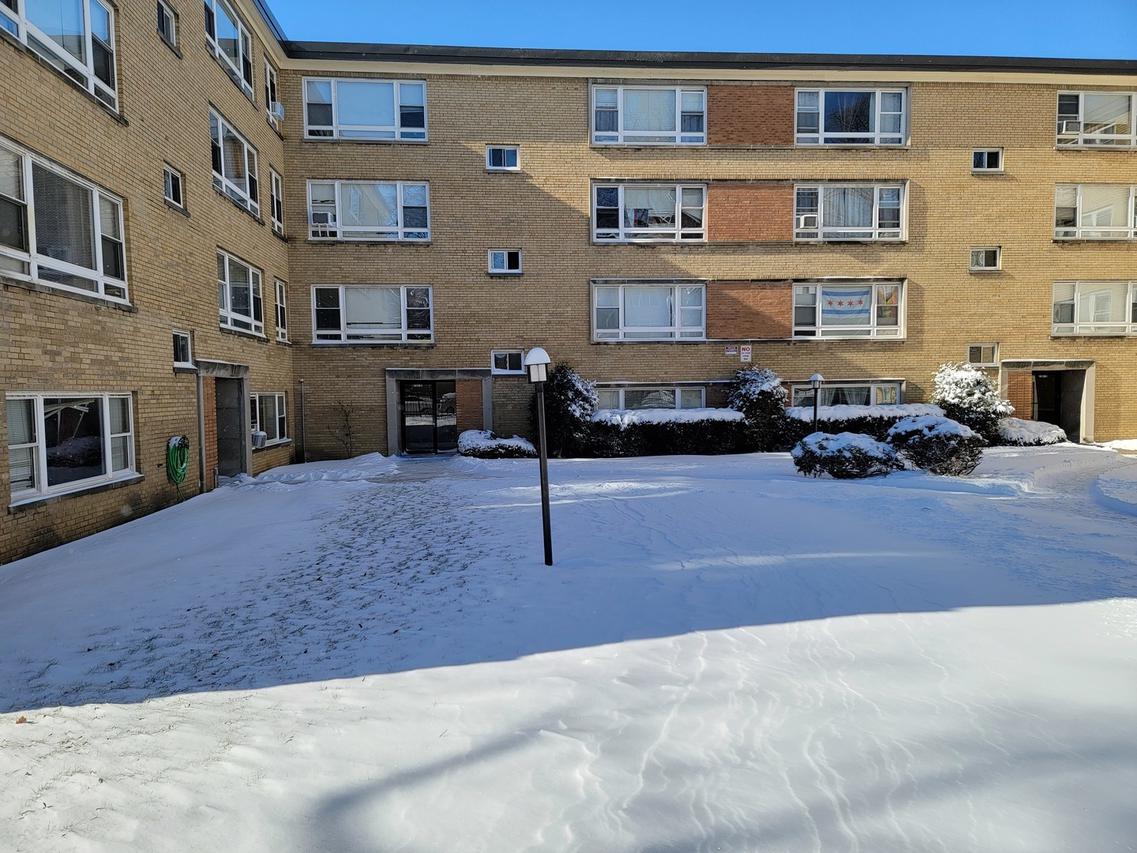 6106 N Damen Ave. #1, Chicago, IL 60659