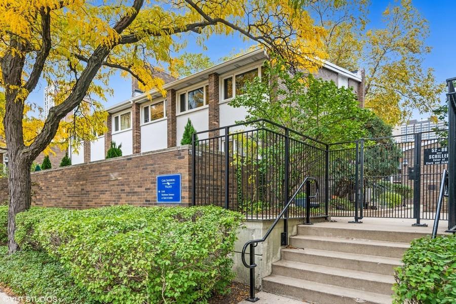 78 W Schiller St., Chicago, IL 60610