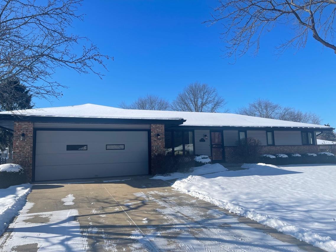 1535 Arnold Ave., Rockford, IL 61108