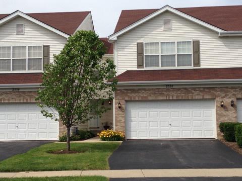 2337 Stoughton Cir., Aurora, IL 60502