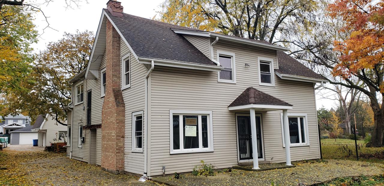 5926 N Newark Ave., Chicago, IL 60631
