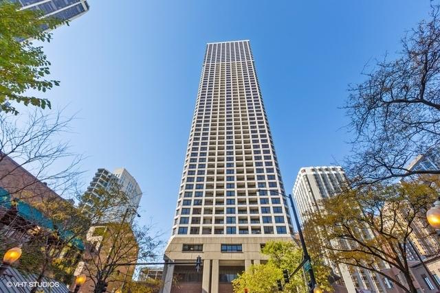 1030 N State St. #39B, Chicago, IL 60610