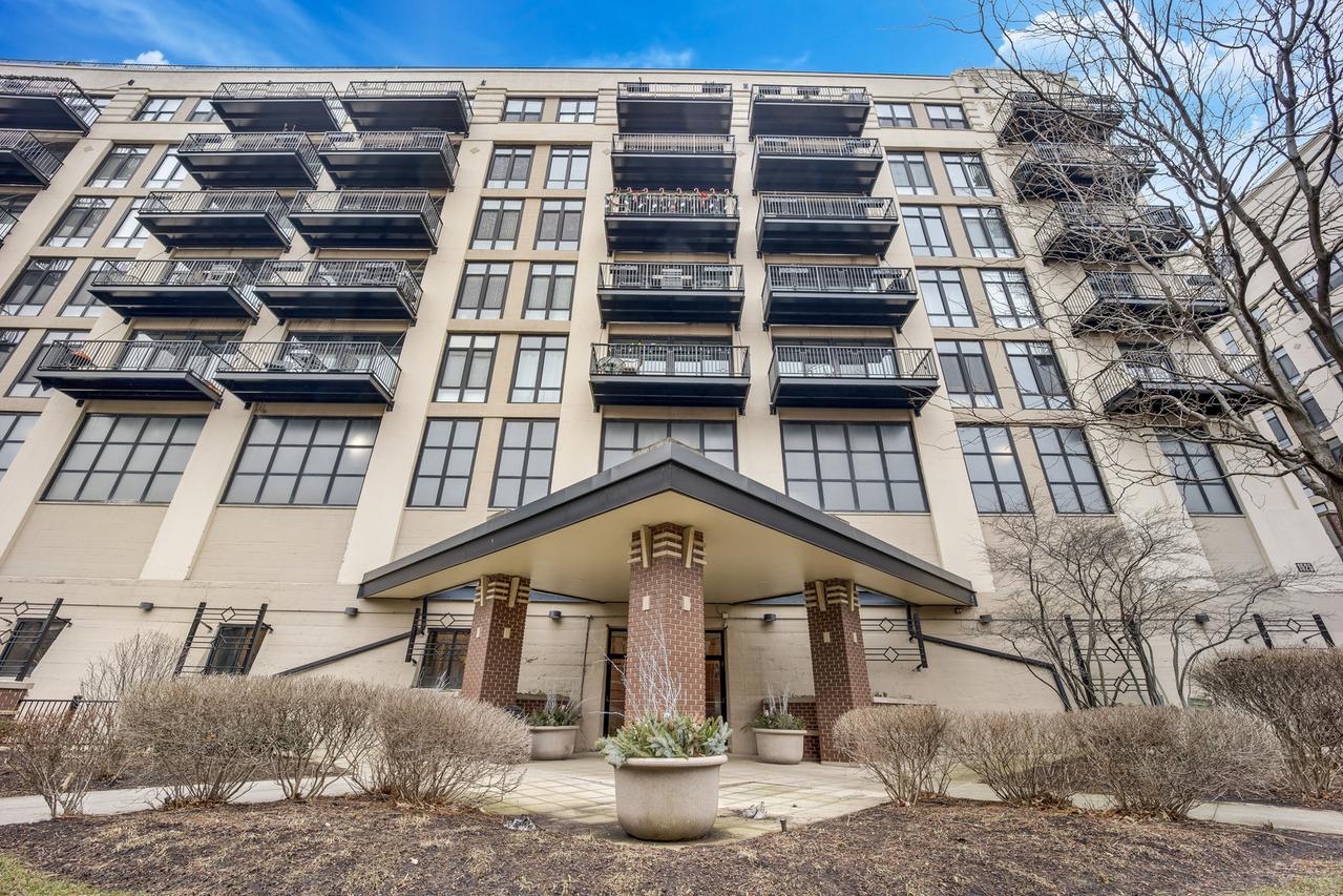 1525 S Sangamon St. #308, Chicago, IL 60608