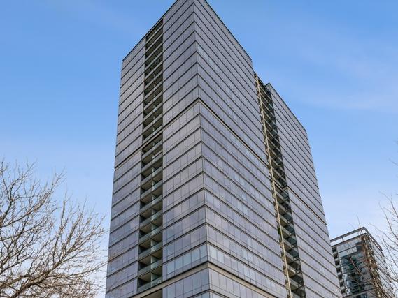 860 W Blackhawk St. #1905, Chicago, IL 60614