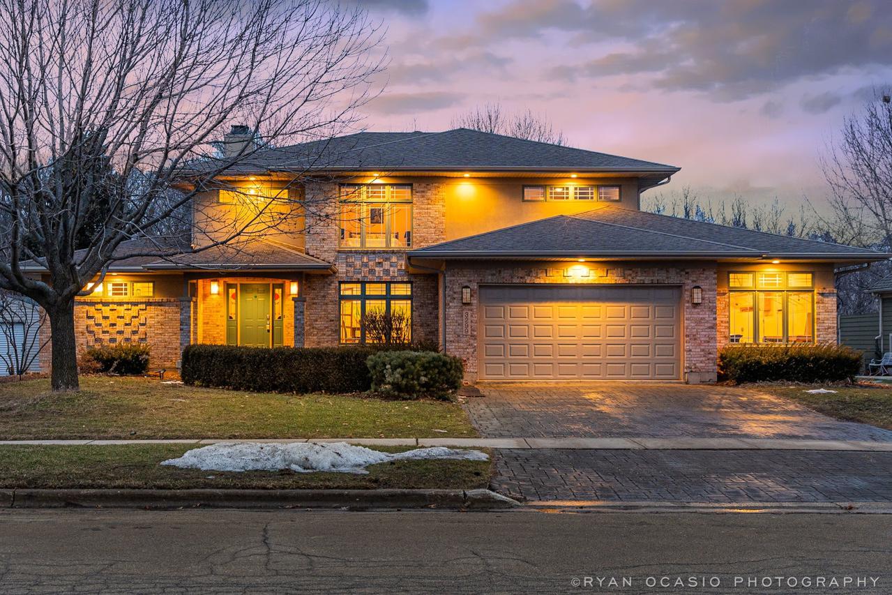 3299 Meadow Tr., DeKalb, IL 60115