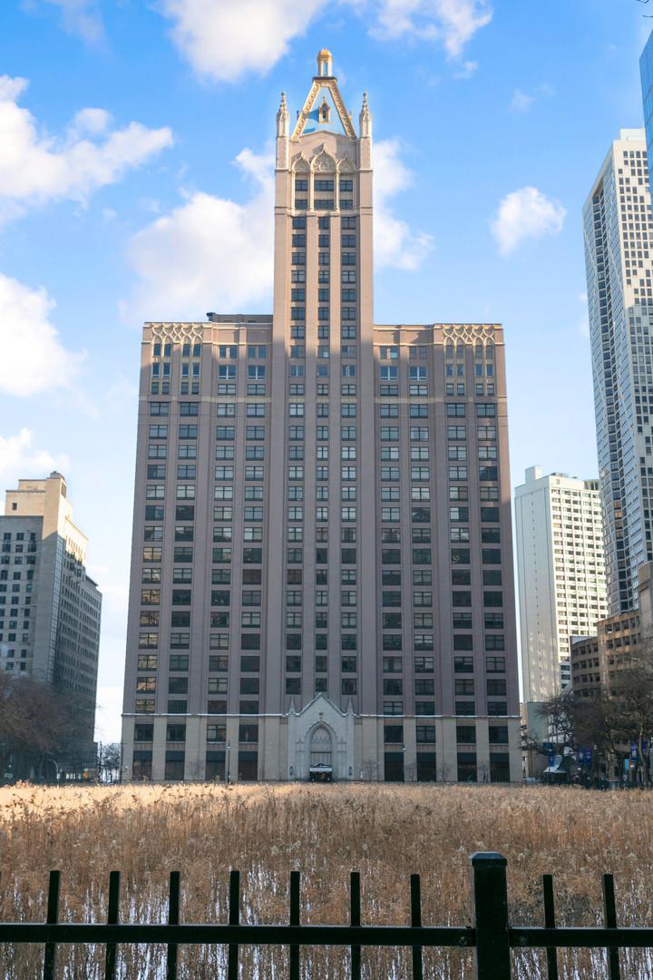 680 N Lake Shore Dr. #619, Chicago, IL 60611
