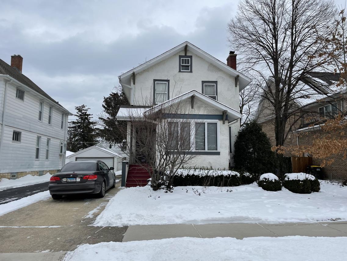437 S Ashland Ave., La Grange, IL 60525