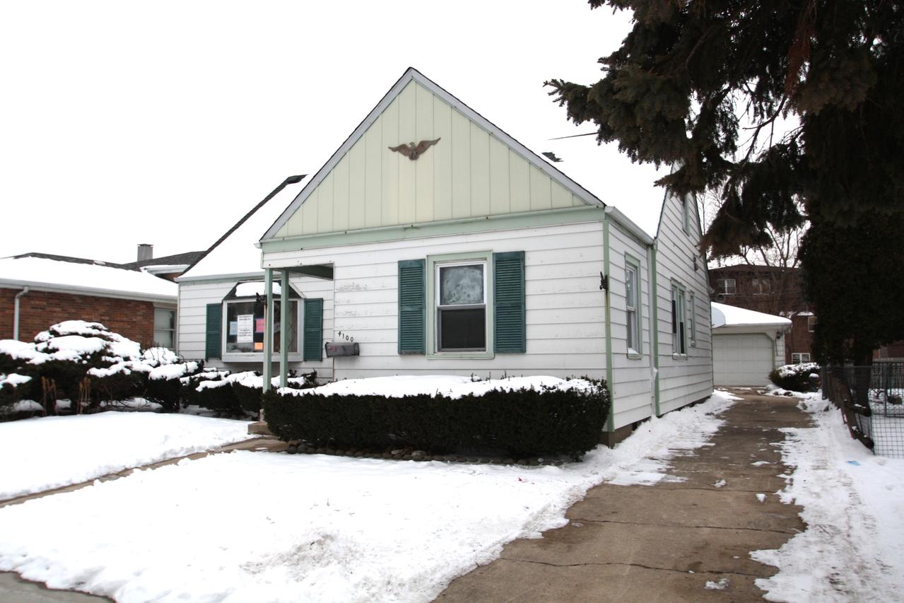4100 Leland Ave., Lyons, IL 60534