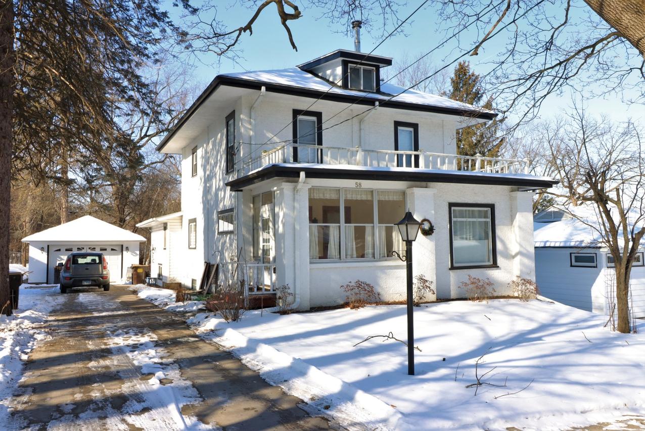 58 N Mernitz Ave., Freeport, IL 61032