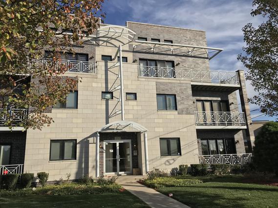 2521 N 76th Ave. #3S, Elmwood Park, IL 60707