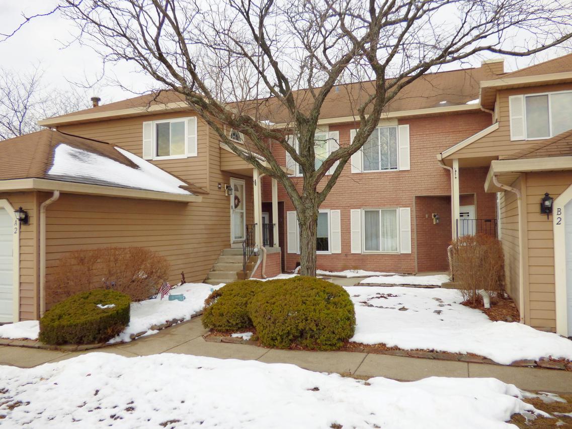 2478 Brunswick Cir. #B-1, Woodridge, IL 60517