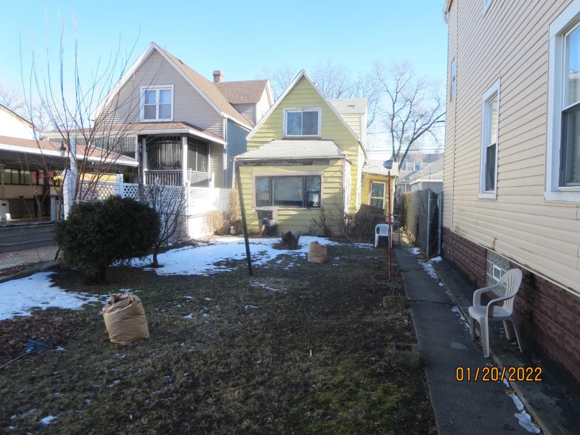 1235 S 49th Ave., Cicero, IL 60804