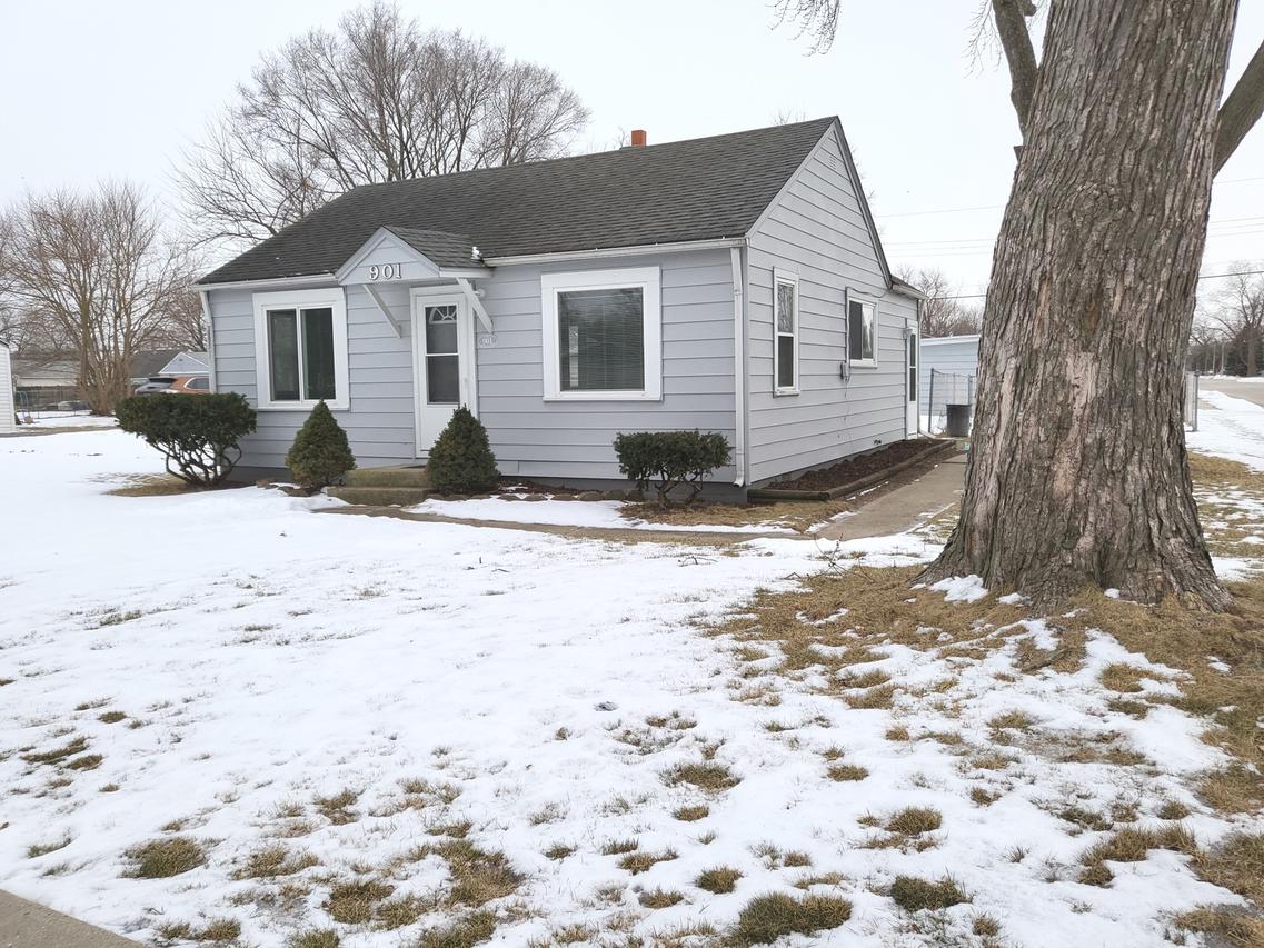 901 Kingsley Dr., Machesney Park, IL 61115
