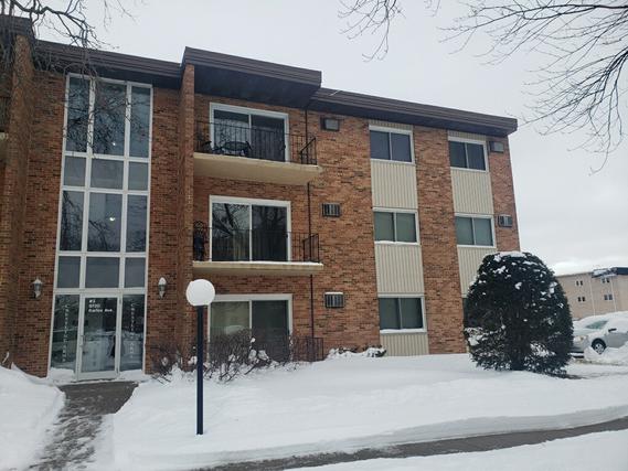 9720 S Karlov Ave. #3-203, Oak Lawn, IL 60453