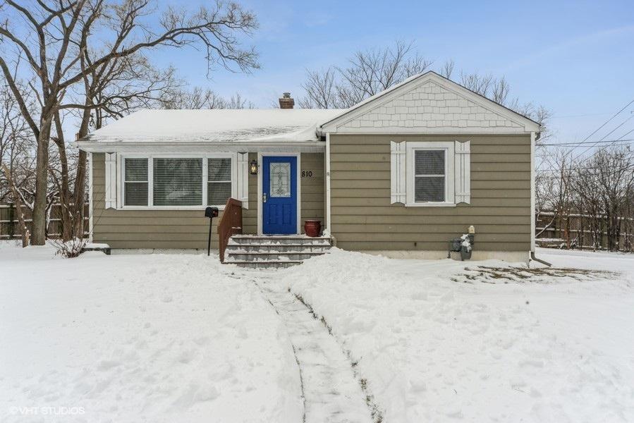 810 S Jackson St., Hinsdale, IL 60521