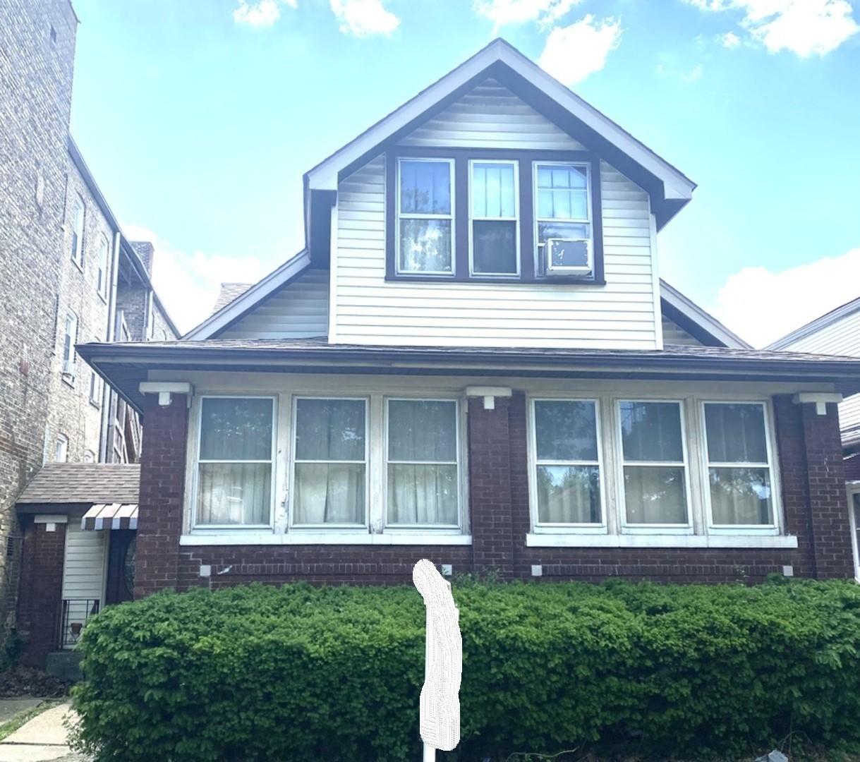5328 N Kimball Ave., Chicago, IL 60625