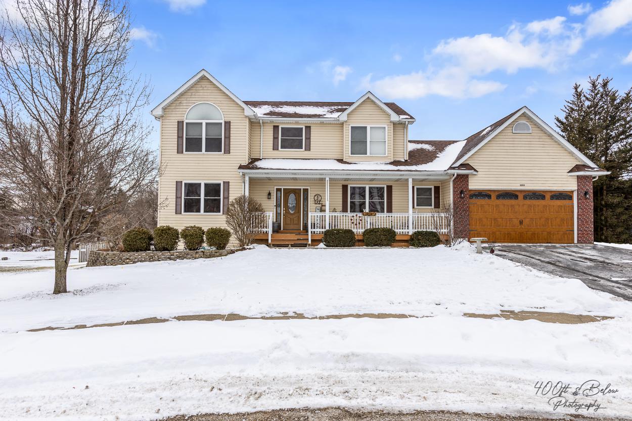 3203 Foxview Highland Dr., Mchenry, IL 60050