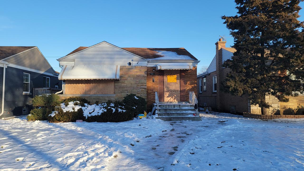 5409 N Neenah Ave., Chicago, IL 60656