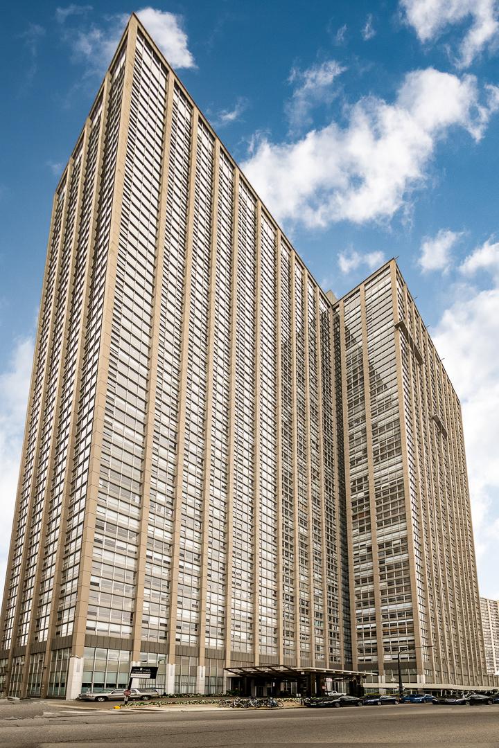 655 W Irving Park Rd. #3210, Chicago, IL 60613