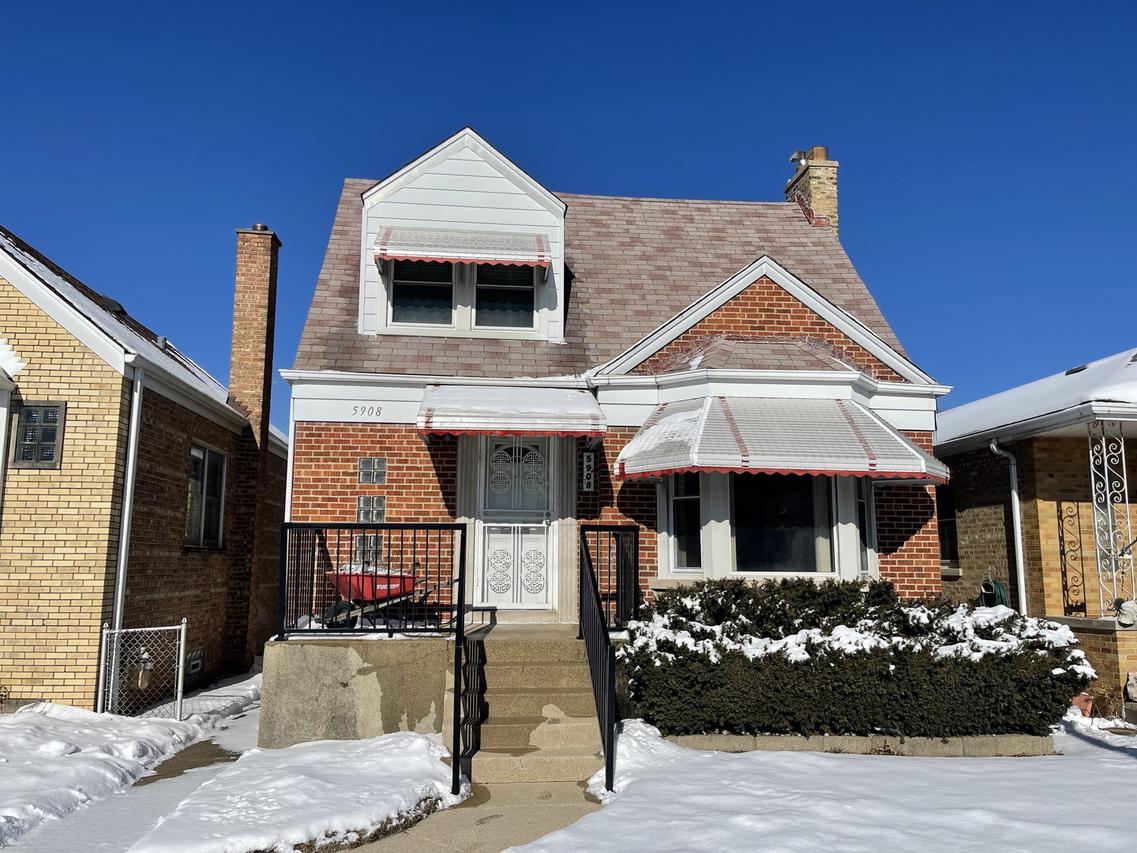5908 W Foster Ave., Chicago, IL 60630