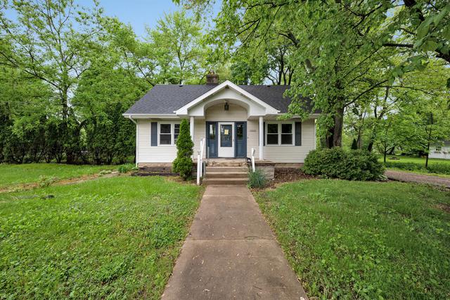 32W266 Glos St., Wayne, IL 60184