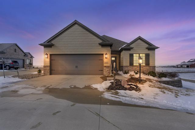 2927 Greystone Pl., Champaign, IL 61822