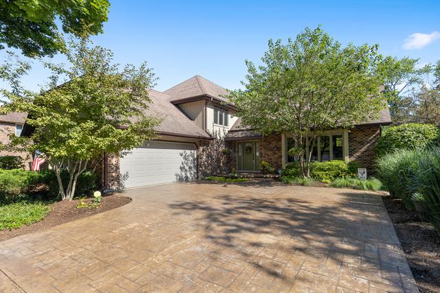 729 E Bauer Rd., Naperville, IL 60563