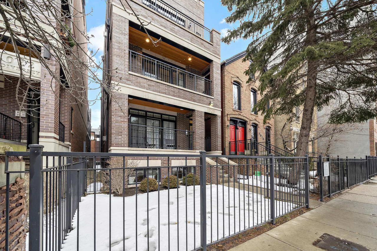 1020 W Diversey Pkwy. #2, Chicago, IL 60614
