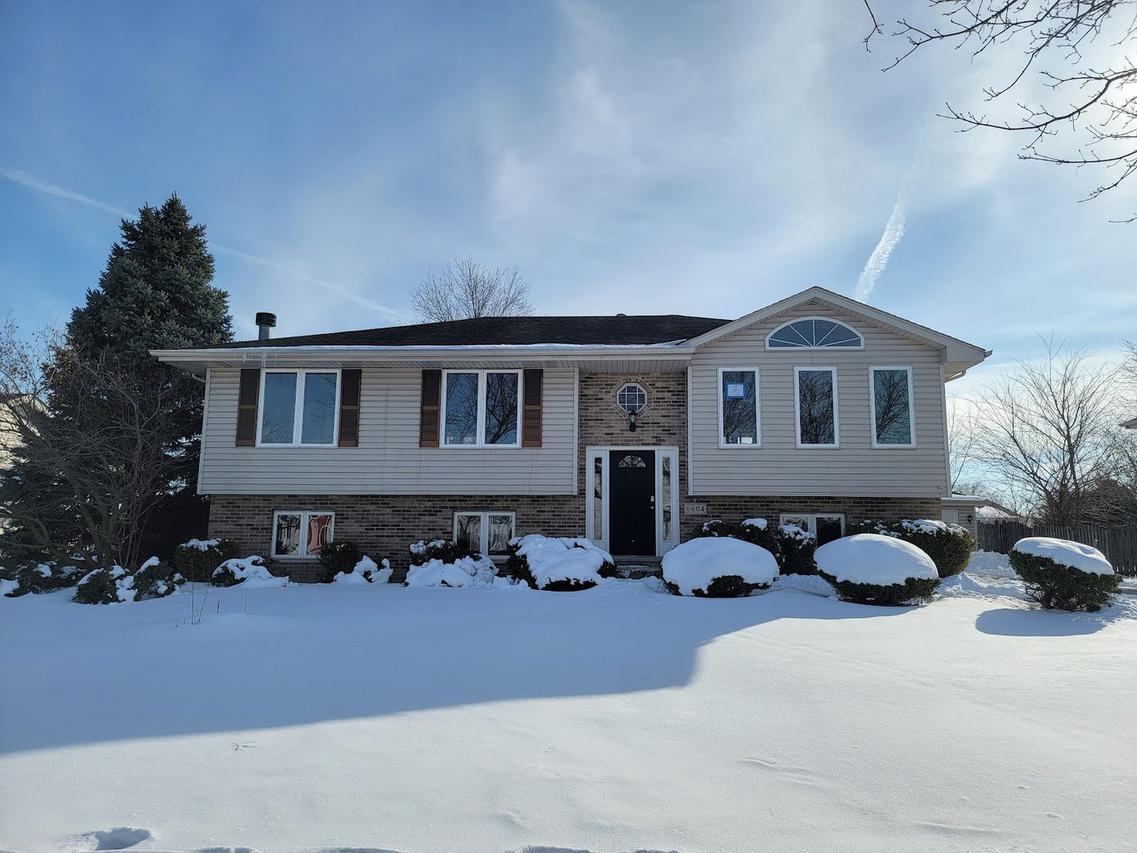 6604 Whalen Ln., Plainfield, IL 60586