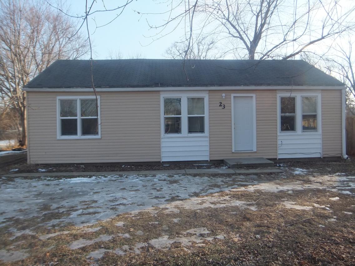 23 Gilbert Ter., Machesney Park, IL 61115