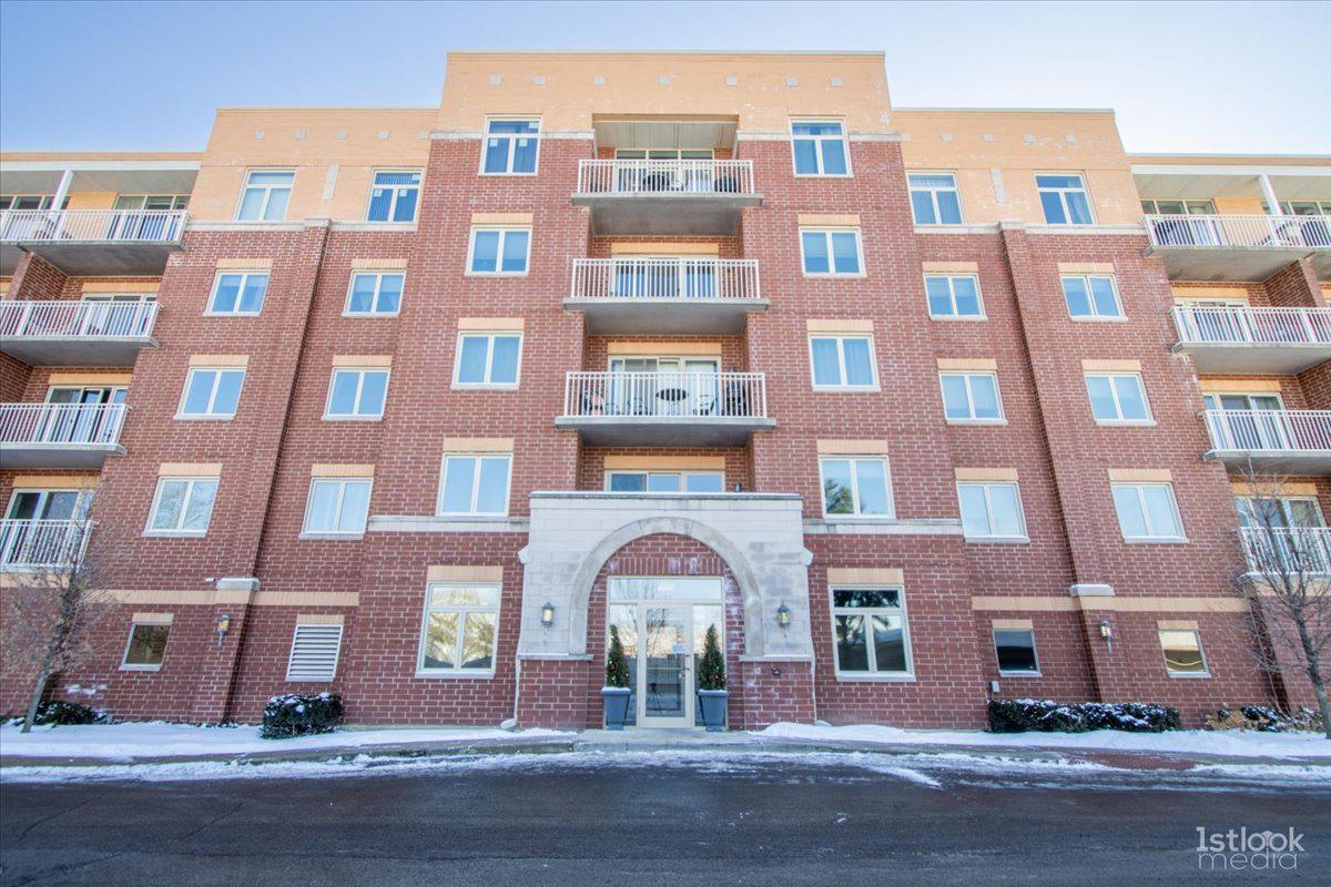 500 E Saint Charles Rd. #203, Lombard, IL 60148