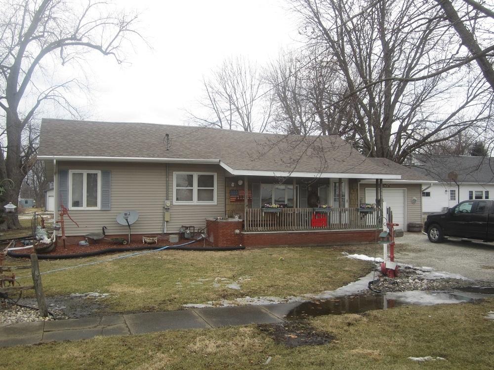225 W Main St., Sheldon, IL 60966