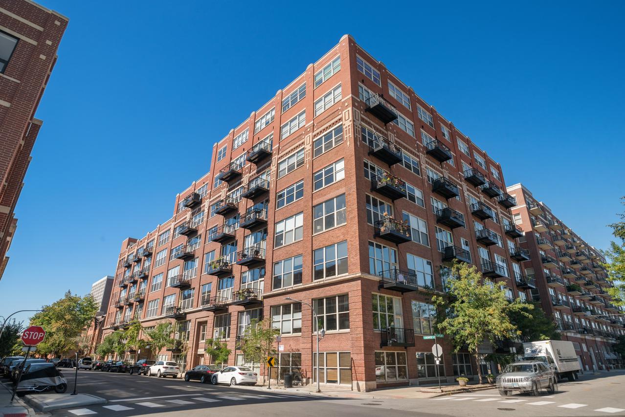 1500 W Monroe St. #620, Chicago, IL 60607