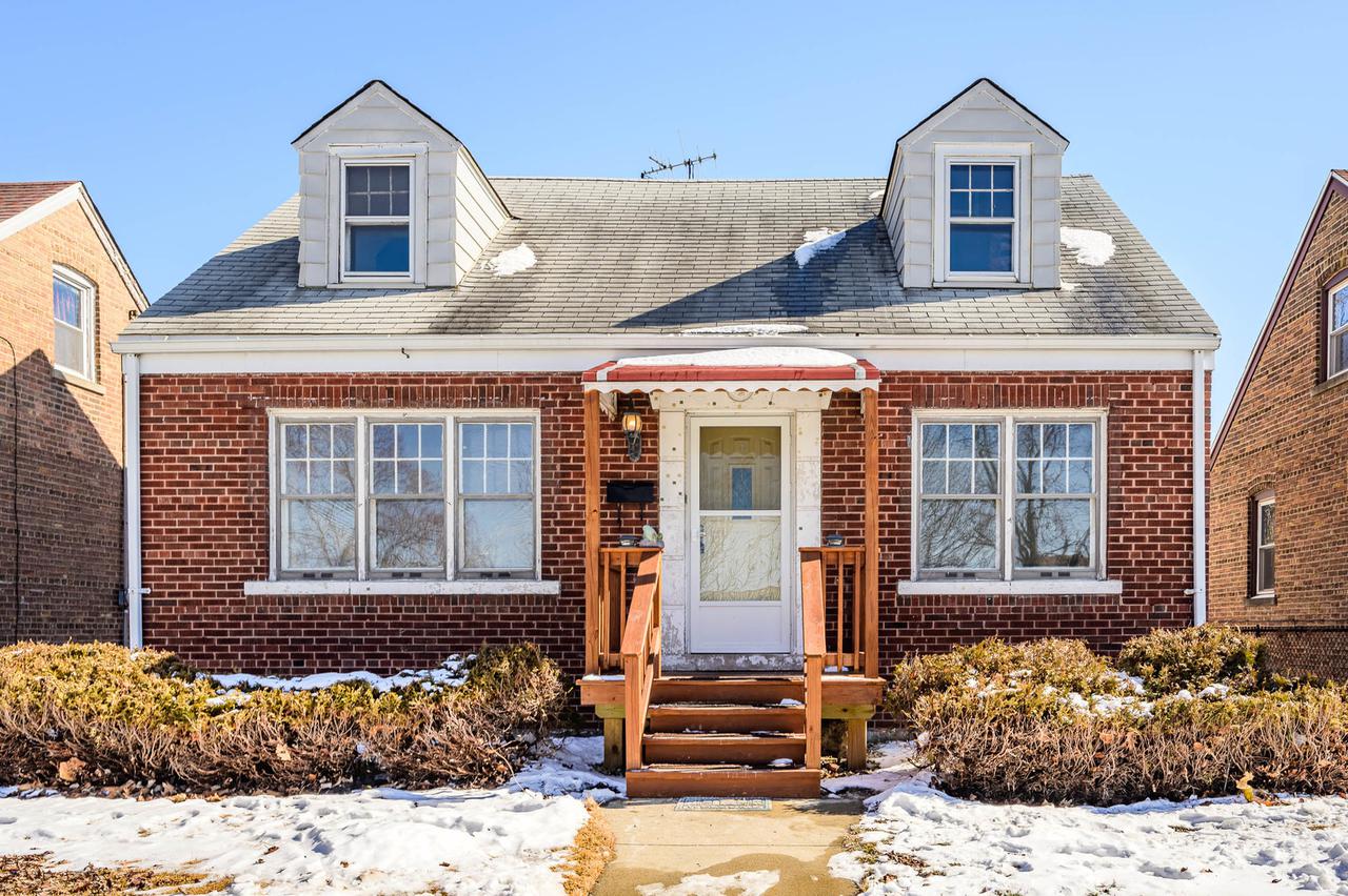 12423 S Ada St., Calumet Park, IL 60827