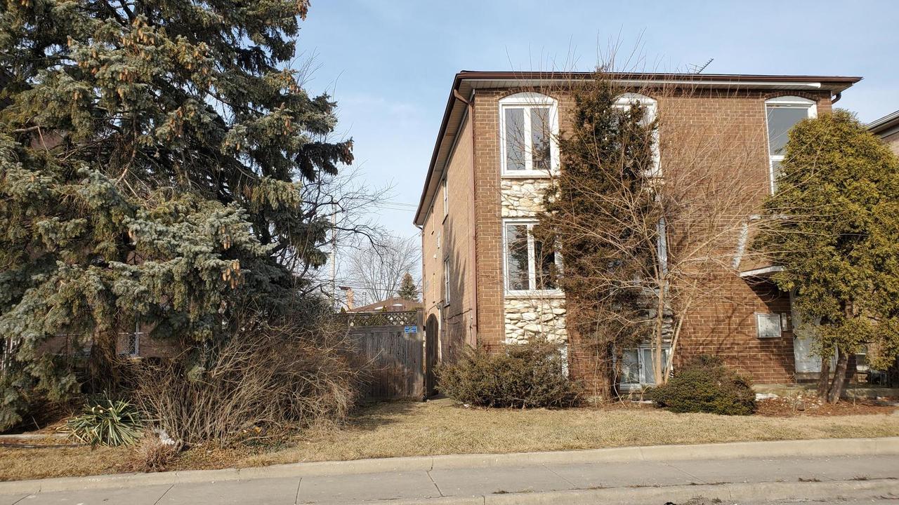 8116 W Dempster St., Niles, IL 60714