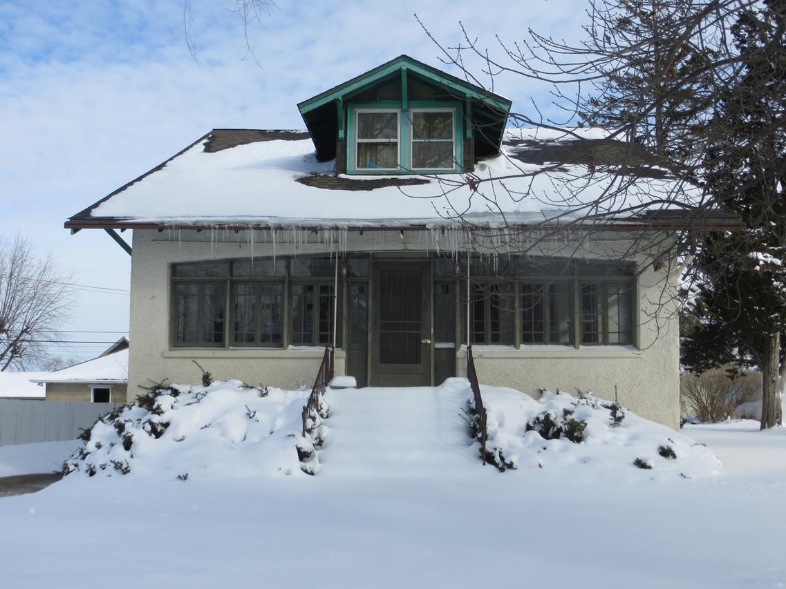 706 Nicholson St., Joliet, IL 60435
