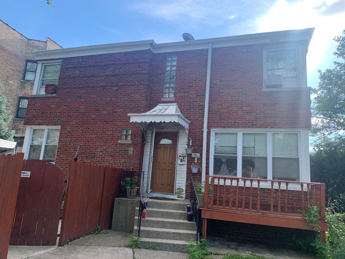 6154 N Rockwell St., Chicago, IL 60659
