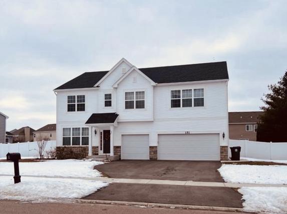 151 Willowwood Dr., Oswego, IL 60543