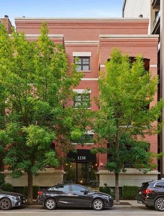 1238 W Jackson Blvd. #1W, Chicago, IL 60607
