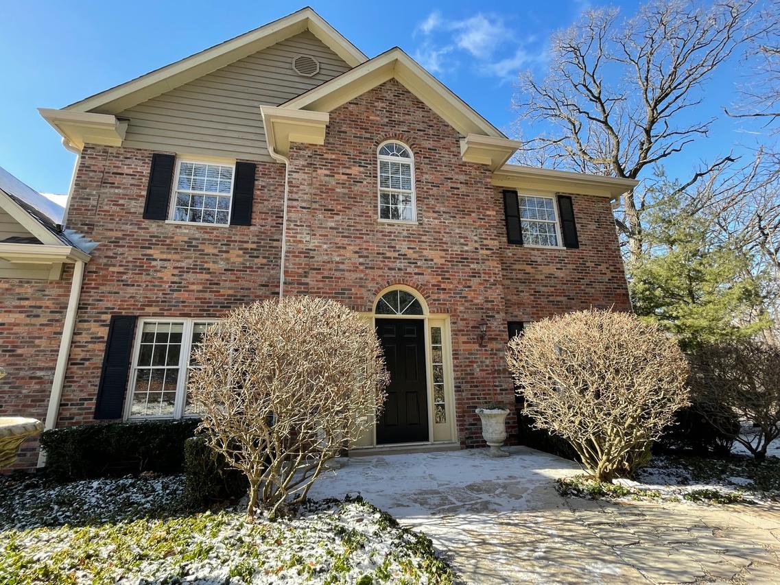 24476 N Echo Lake Rd., Hawthorn Woods, IL 60047