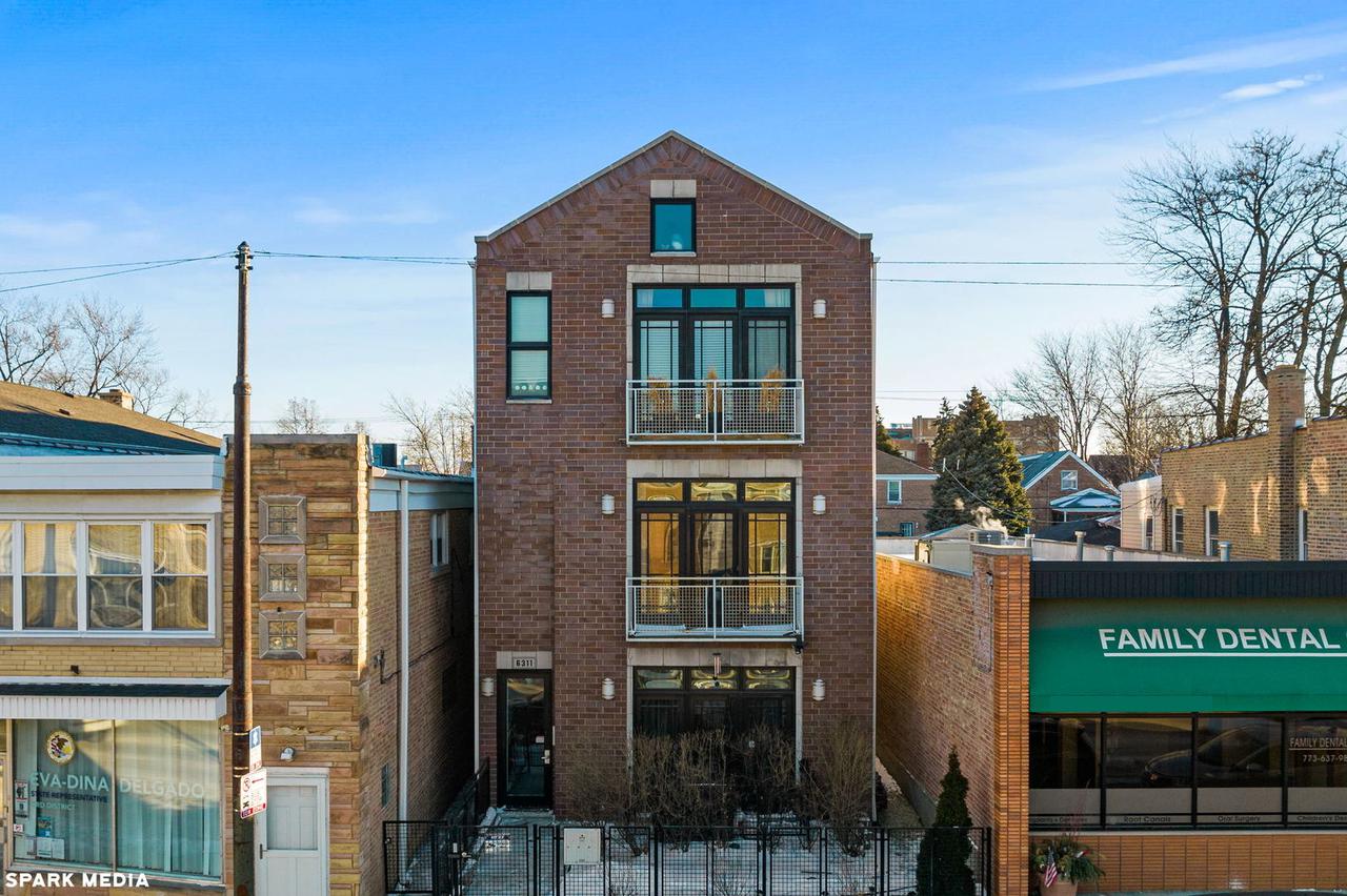 6311 W Belmont Ave. #2, Chicago, IL 60634