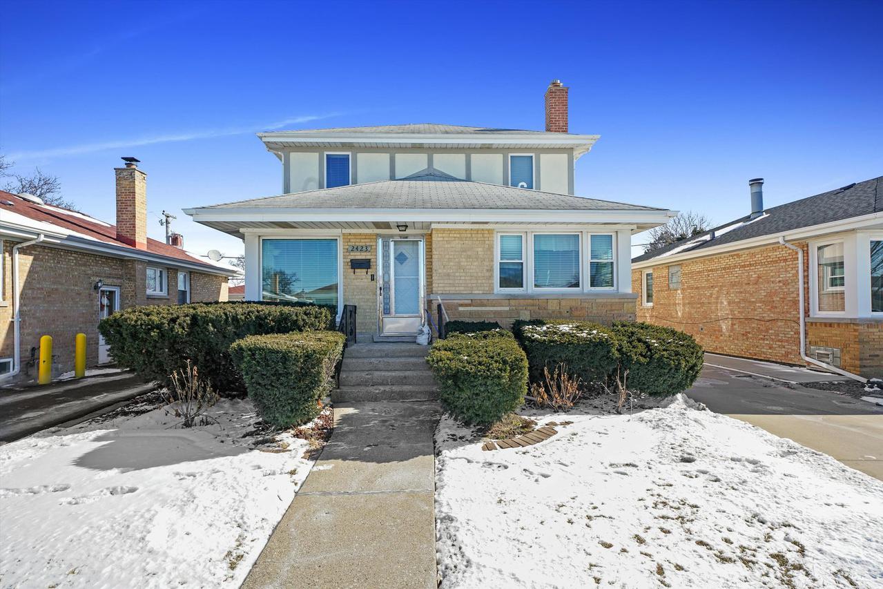 2423 Ernst St., Franklin Park, IL 60131