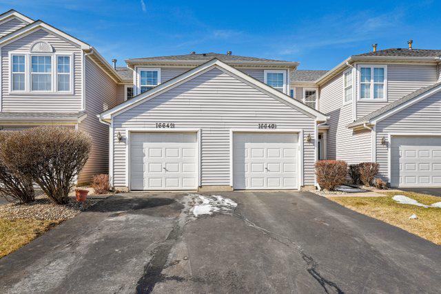 16642 S Windsor Ln., Lockport, IL 60441