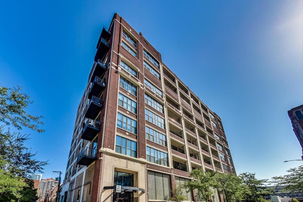 320 E 21st St. #514, Chicago, IL 60616