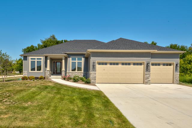 374 Andover Dr., Oswego, IL 60543