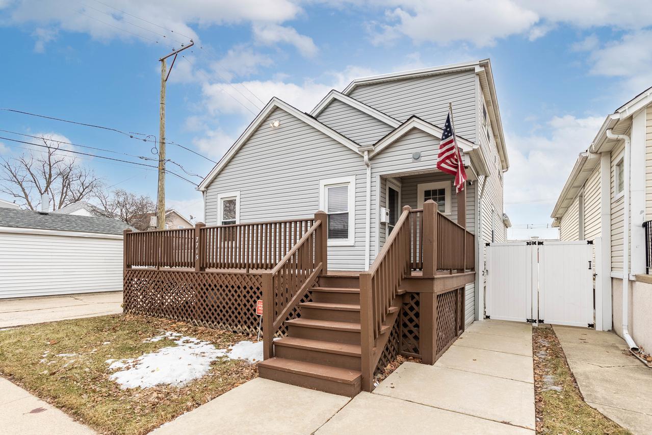 7715 W Patterson Ave., Chicago, IL 60634